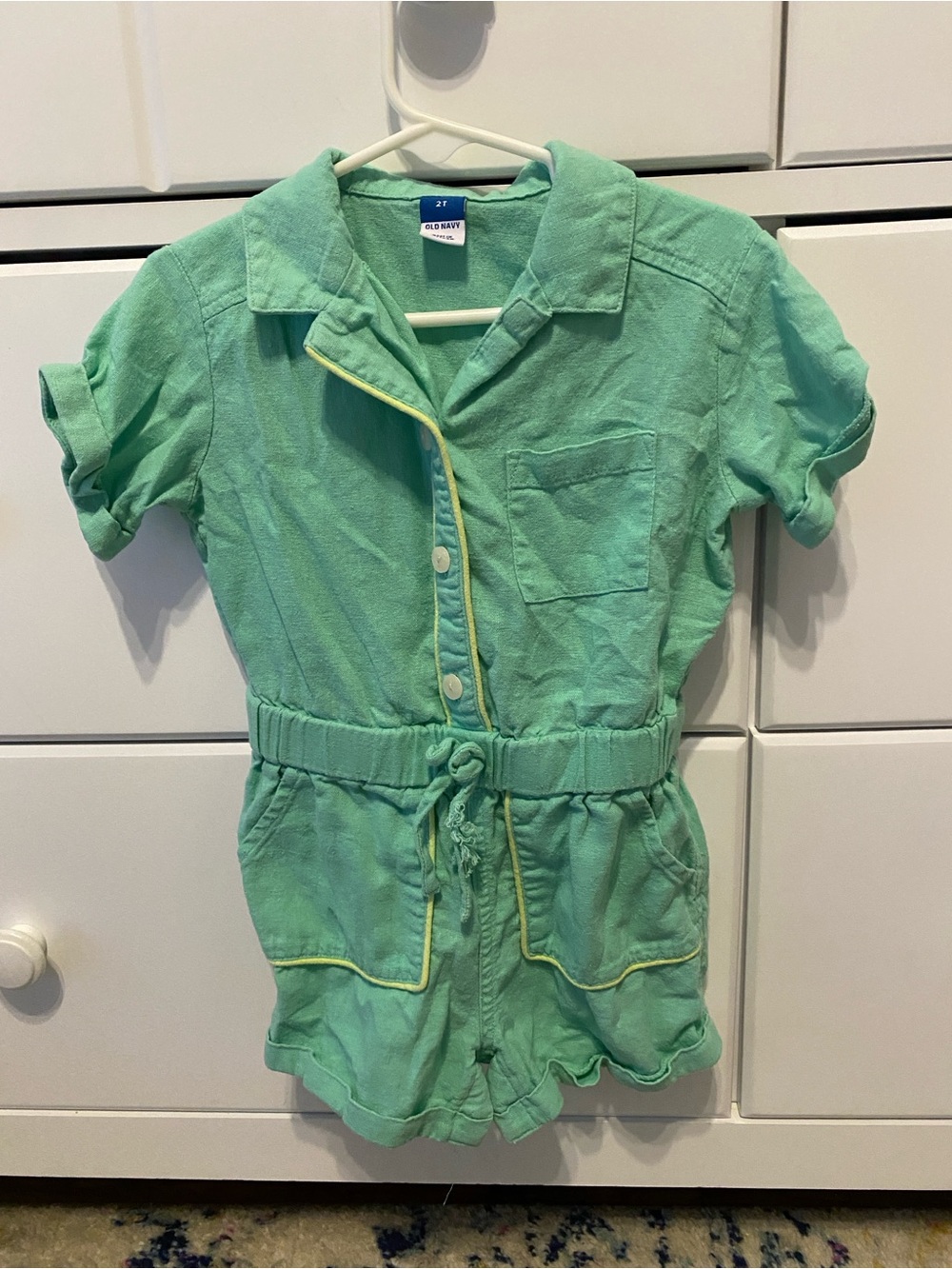 Old Navy Green Girls Romper / Size 2T / GUC